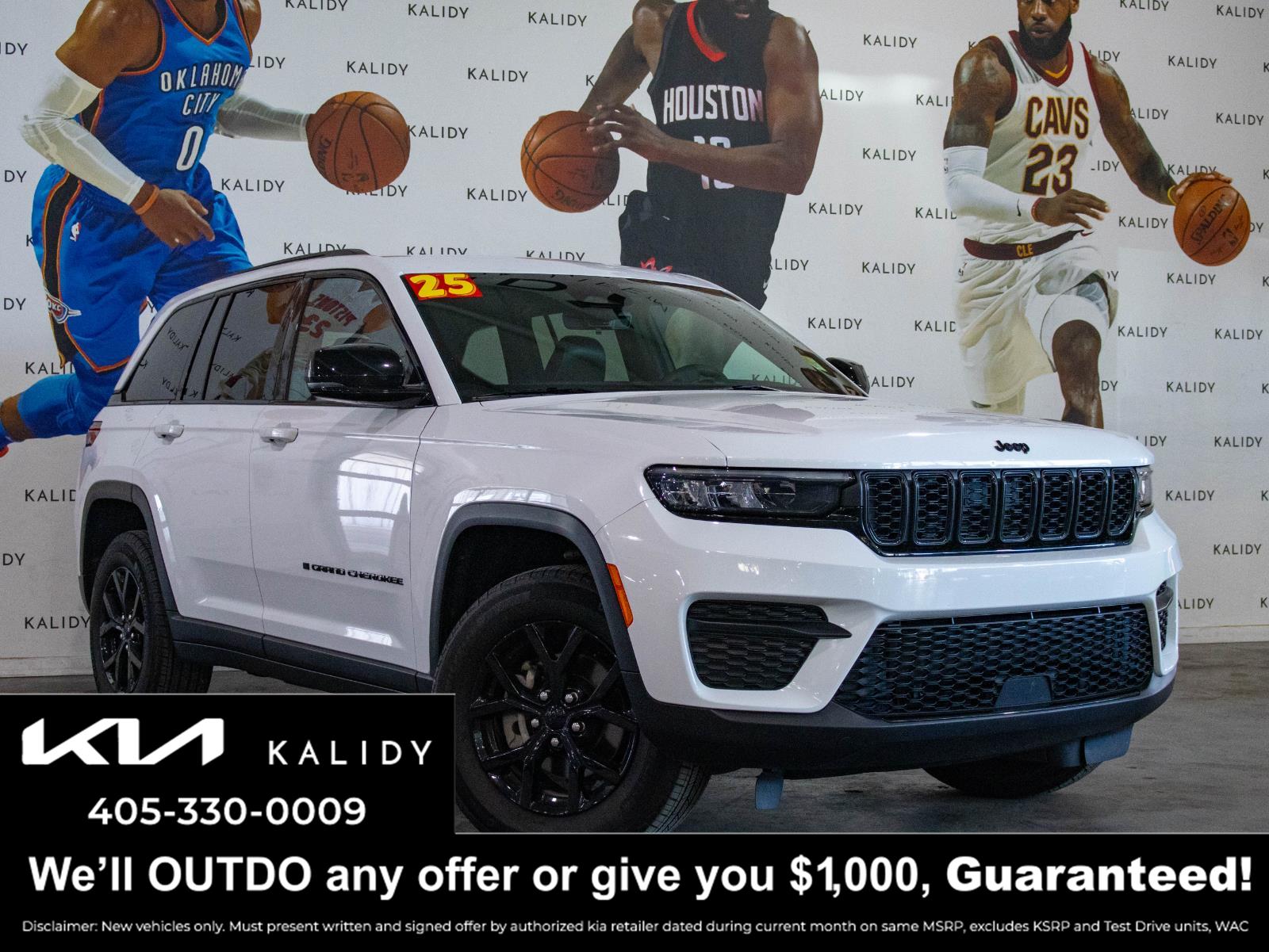 Bright White Clearcoat 2025 Jeep Grand Cherokee Altitude 4WD SUV / Crossover Four-Wheel Drive 8-Speed Automatic
