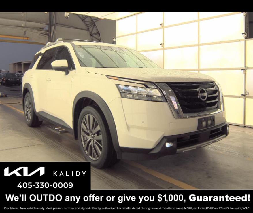 2022 Nissan Pathfinder SL FWD SUV / Crossover Front-Wheel Drive