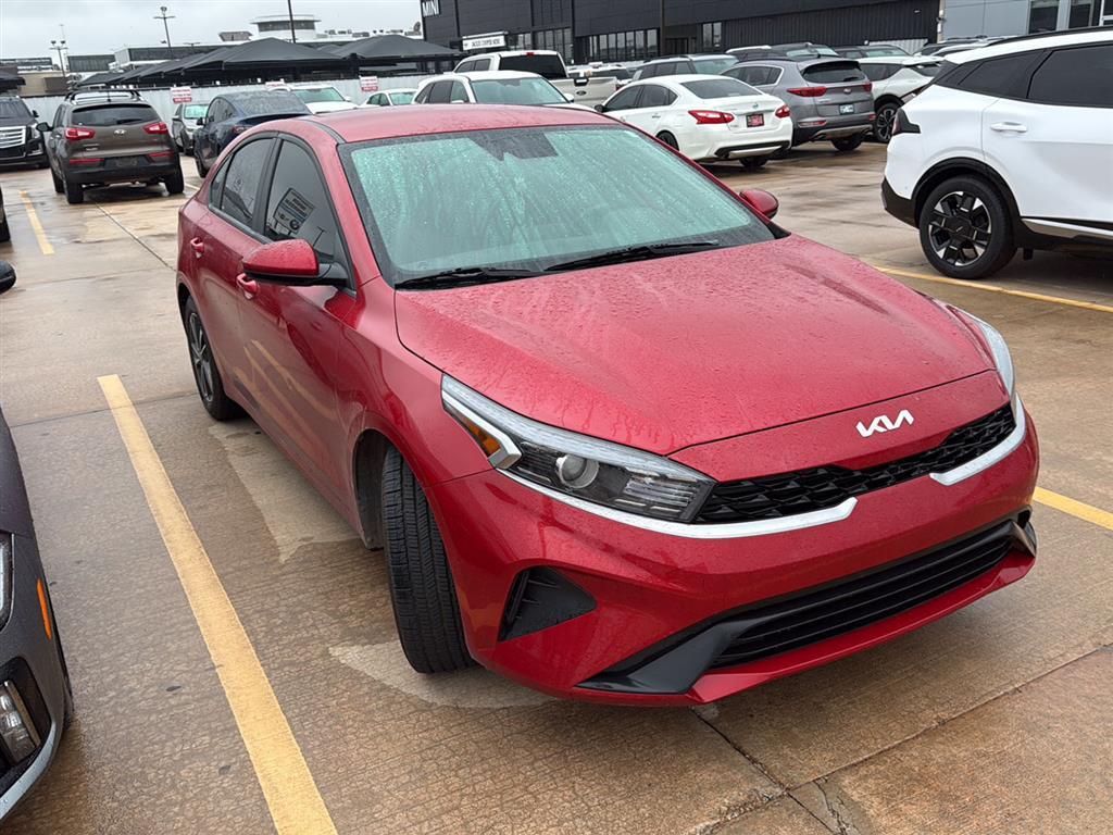 2024 Kia Forte LXS FWD