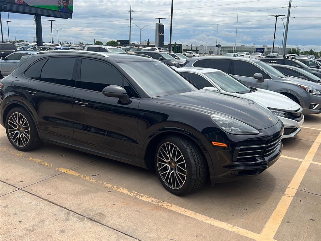 Black 2019 Porsche Cayenne AWD SUV / Crossover All-Wheel Drive Automatic