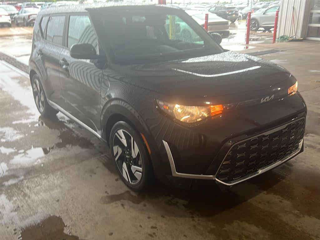 Fusion Black 2023 Kia Soul SUV / Crossover Front-Wheel Drive Continuously Variable Transmission