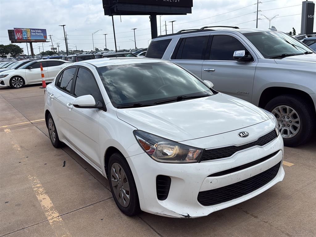 Clear White 2020 Kia Rio S FWD Sedan Front-Wheel Drive Continuously Variable Transmission