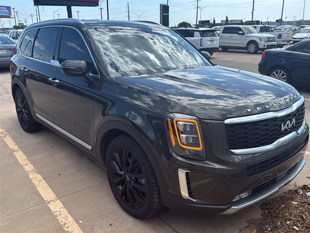 Green 2022 Kia Telluride