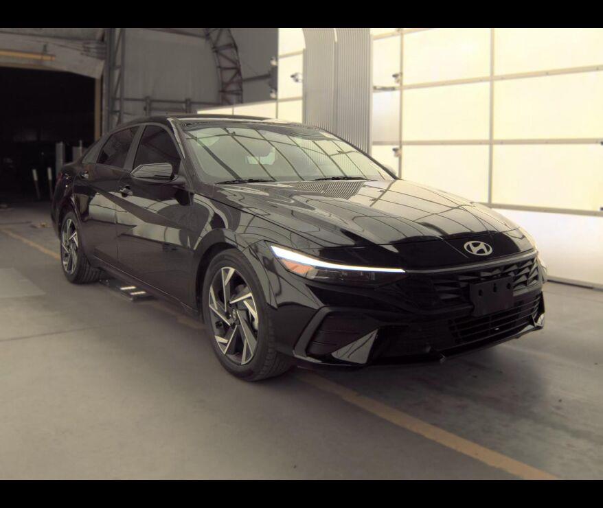 Abyss Black 2025 Hyundai Elantra Sedan Front-Wheel Drive Continuously Variable Transmission