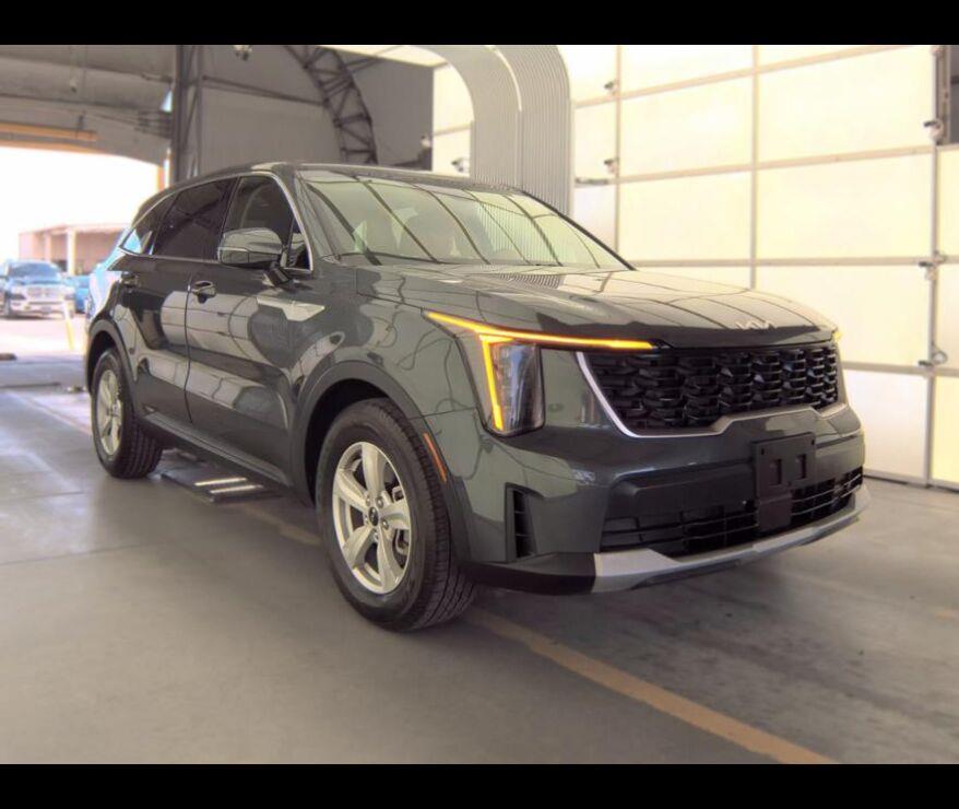 Gray (Gravity Grey) 2024 Kia Sorento SUV / Crossover Front-Wheel Drive Automatic