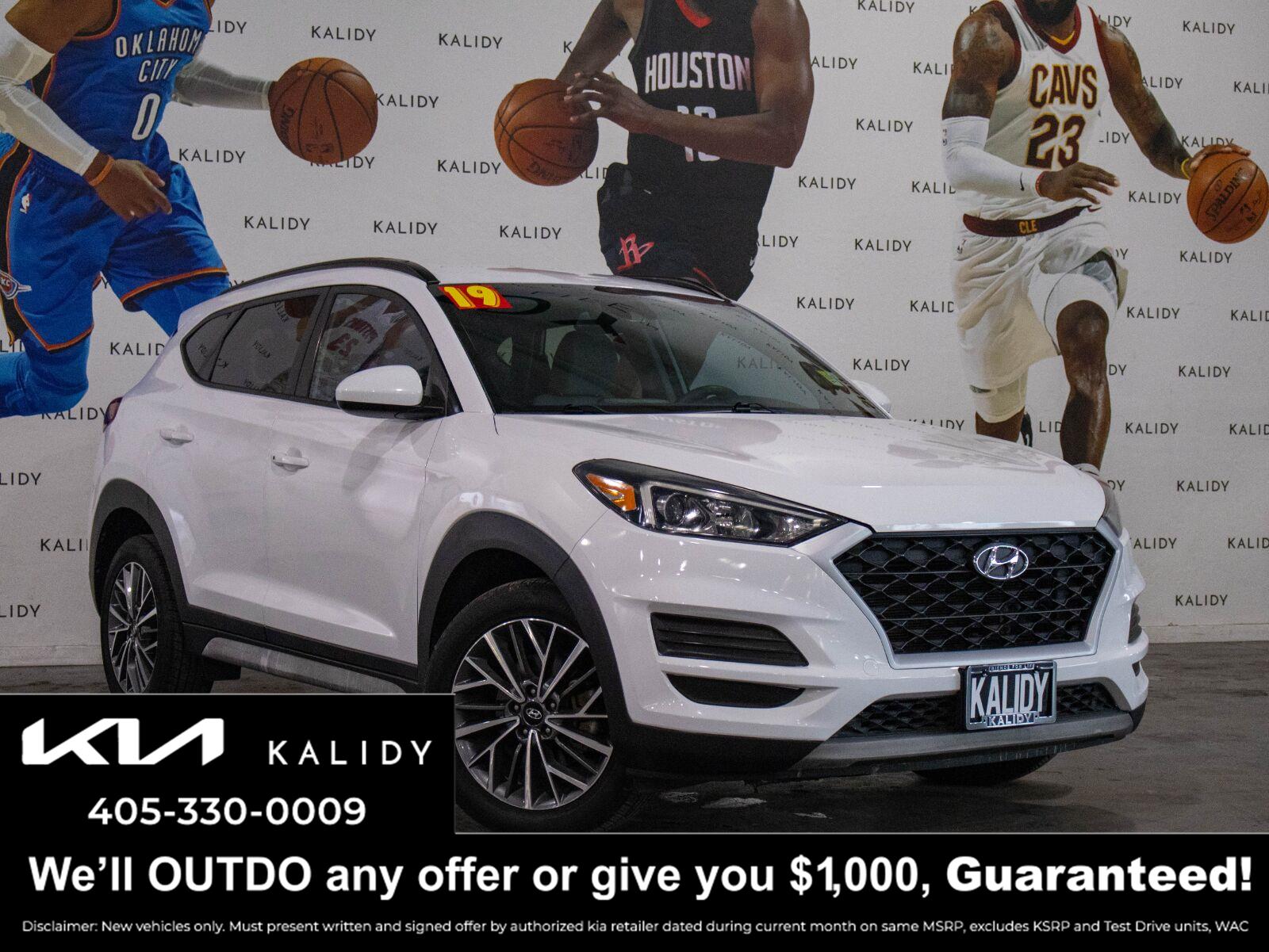 Dazzling White 2019 Hyundai Tucson SUV / Crossover Front-Wheel Drive Automatic