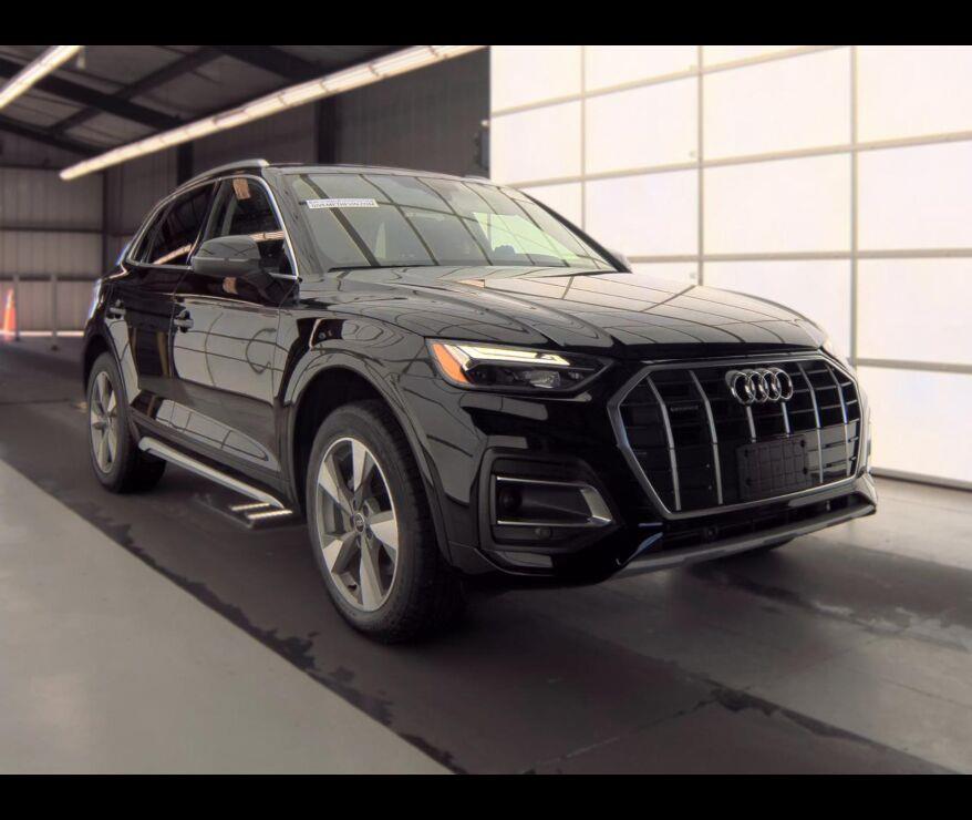 Brilliant Black 2024 Audi Q5 SUV / Crossover All-Wheel Drive Automatic