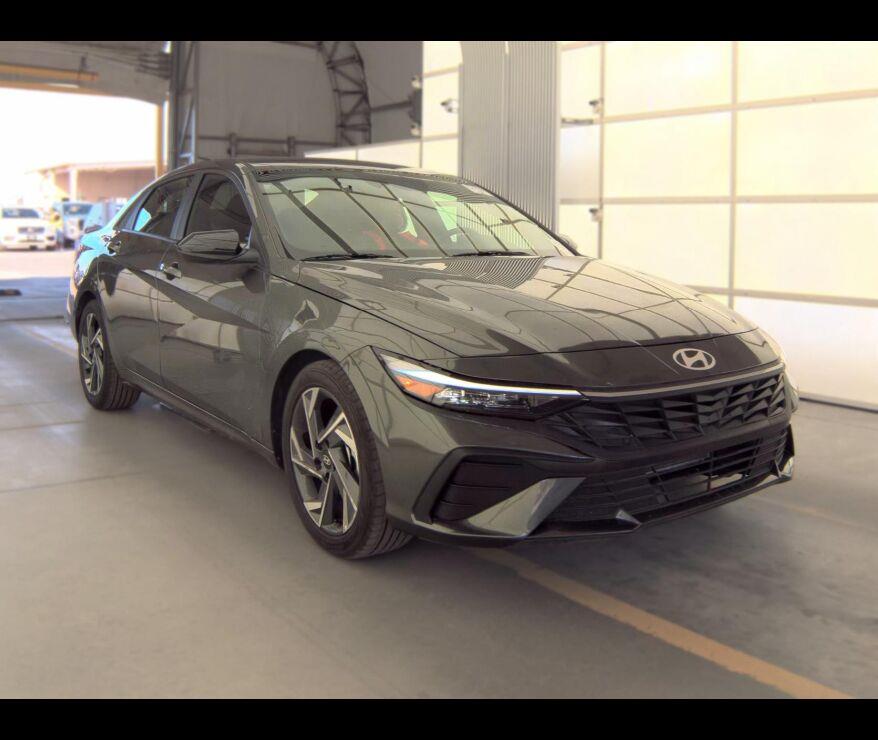 2025 Hyundai Elantra SEL Sport FWD