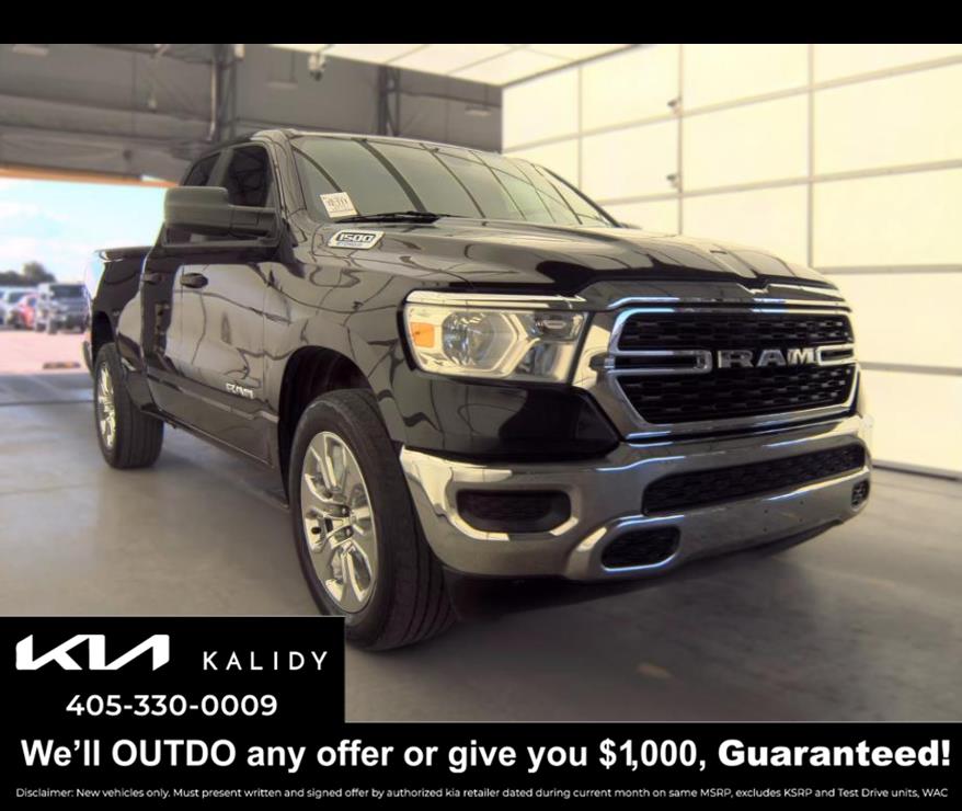 Diamond Black Crystal Pearlcoat 2023 RAM 1500 Pickup Truck Four-Wheel Drive 8-Speed Automatic