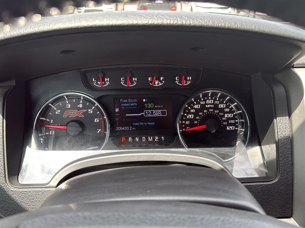 View vehicle photo 3