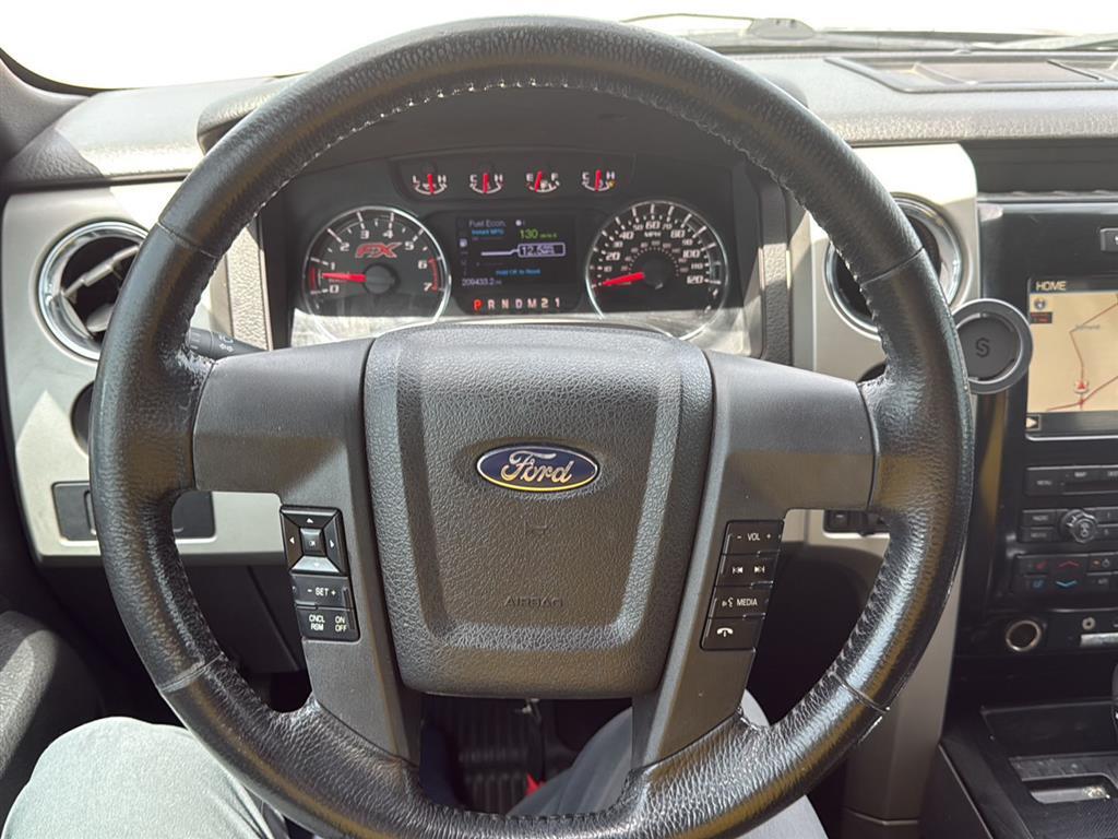 View vehicle photo 4