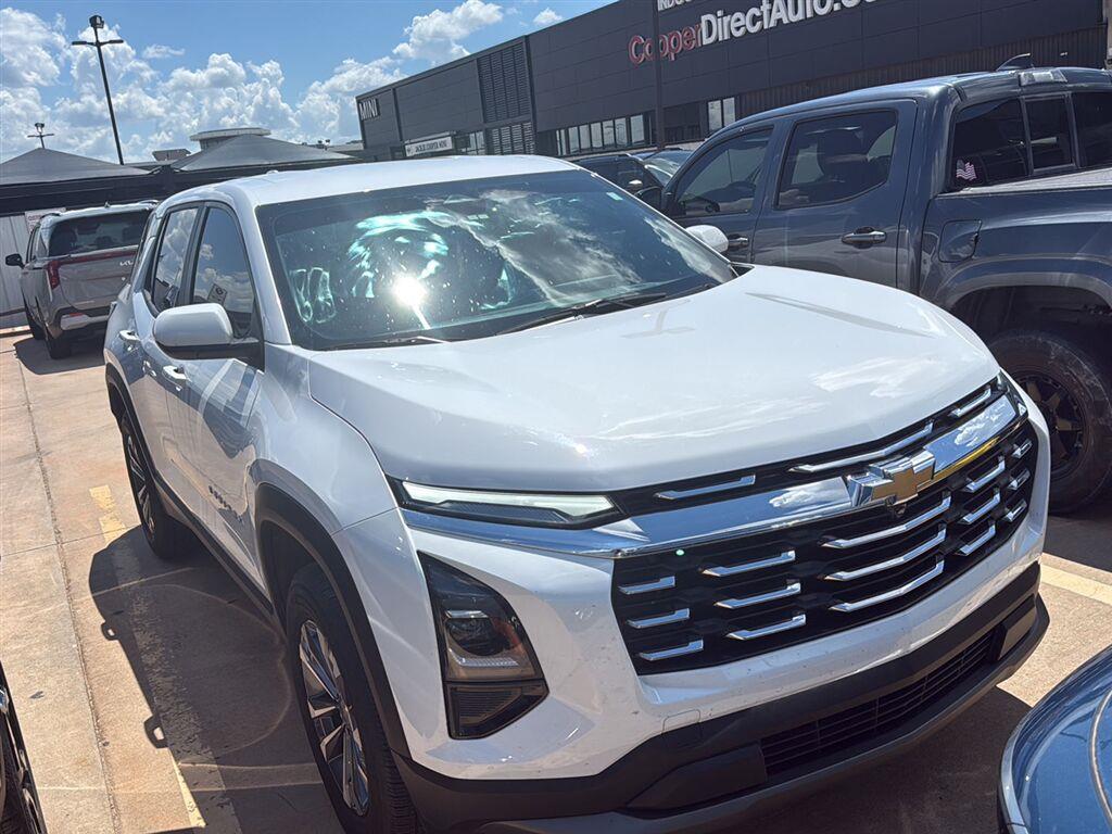 Summit White 2025 Chevrolet Equinox SUV / Crossover Front-Wheel Drive Continuously Variable Transmission