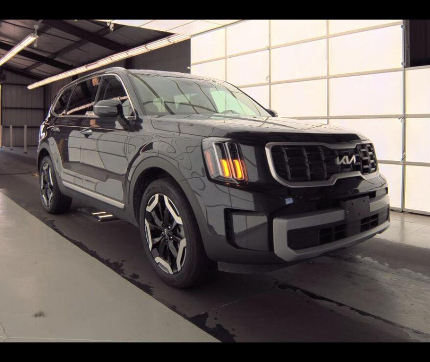 Panthera Metal 2025 Kia Telluride SUV / Crossover Front-Wheel Drive Automatic