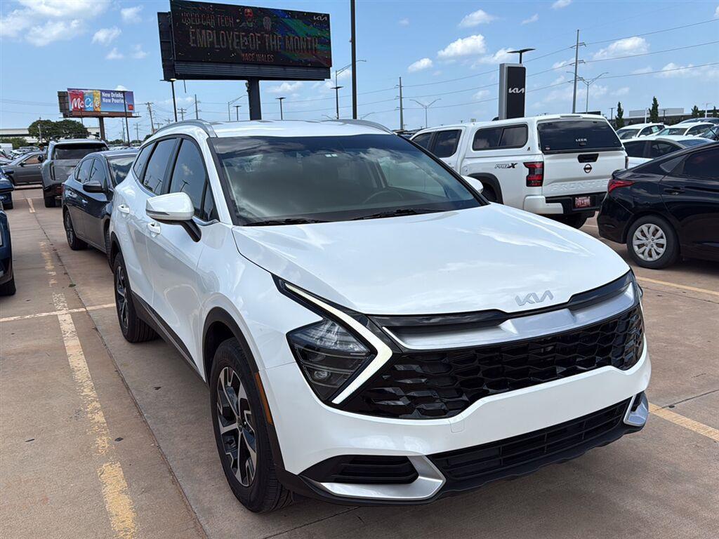 Snow White Pearl 2025 Kia Sportage Hybrid SUV / Crossover All-Wheel Drive Automatic