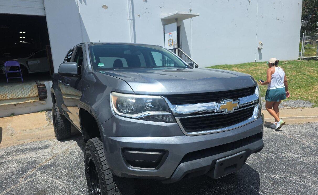 Gray (Satin Steel Metallic) 2018 Chevrolet Colorado Pickup Truck 4X2 8-Speed Automatic