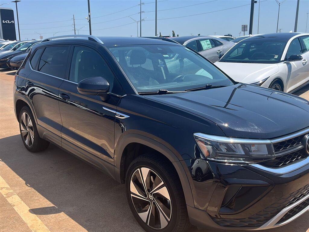  2024 Volkswagen Taos SUV / Crossover All-Wheel Drive Automatic