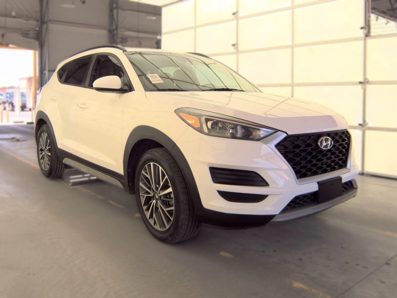 Dazzling White 2019 Hyundai Tucson SUV / Crossover Front-Wheel Drive Automatic