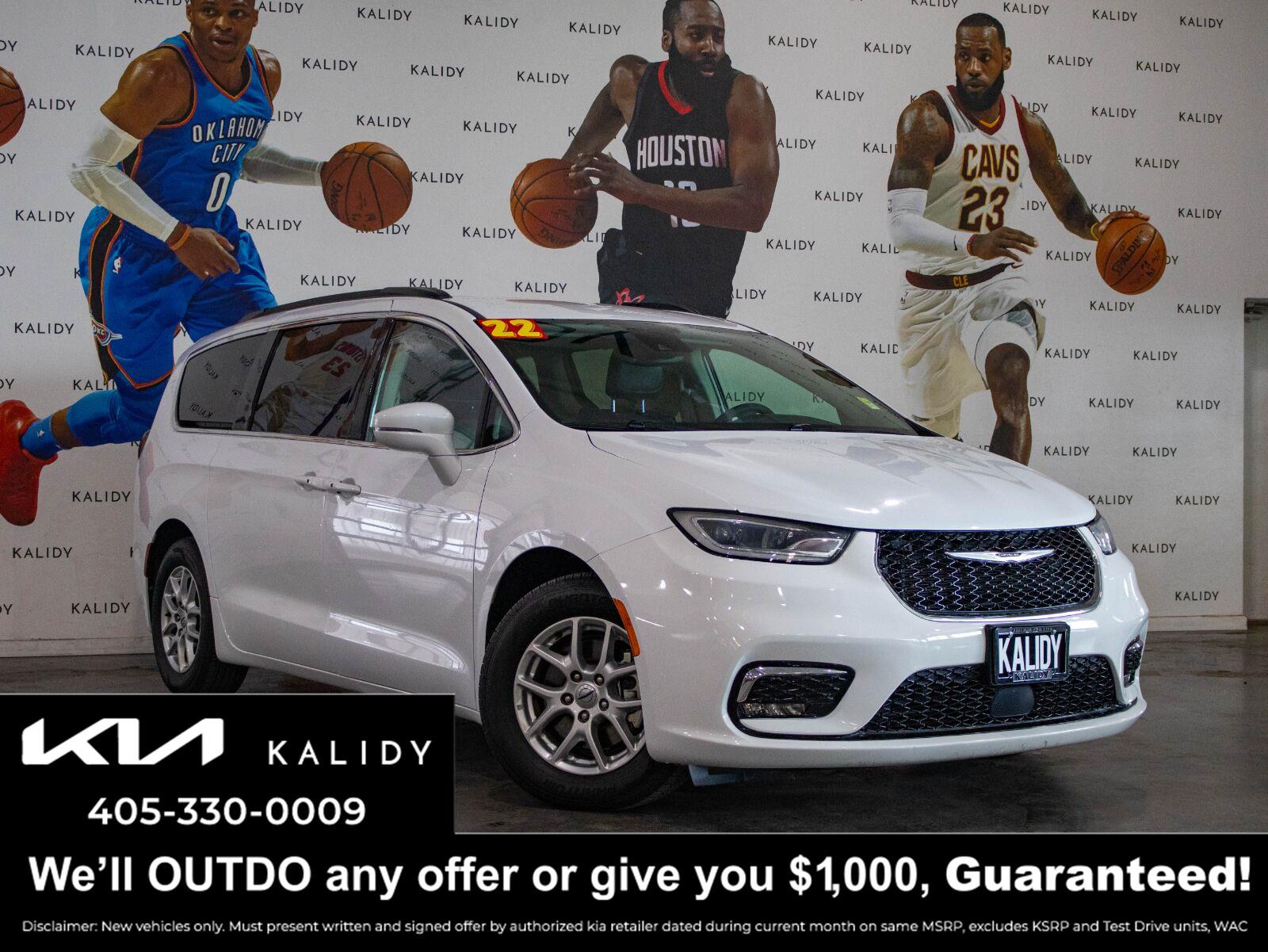 Bright White Clearcoat 2022 Chrysler Pacifica Minivan Front-Wheel Drive 9-Speed Automatic