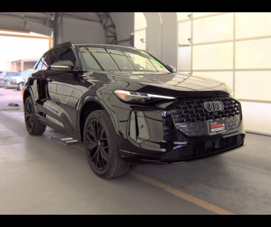 2025 Audi Q5 Negro (Mythos Black Metallic) SUV/Crossover Tracción en las cuatro ruedas Automática