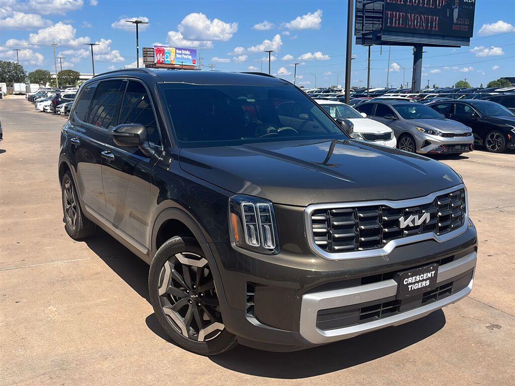 Dark Moss 2023 Kia Telluride SUV / Crossover Front-Wheel Drive Automatic