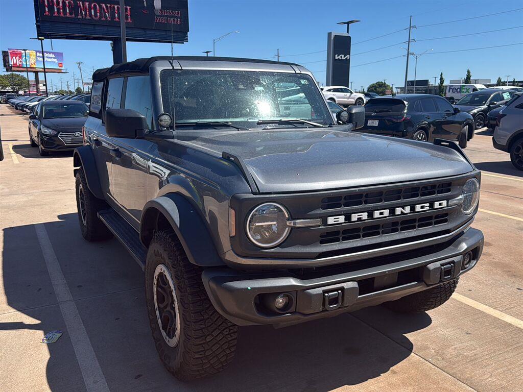 Gray 2022 Ford Bronco SUV / Crossover Four-Wheel Drive 7-Speed Manual