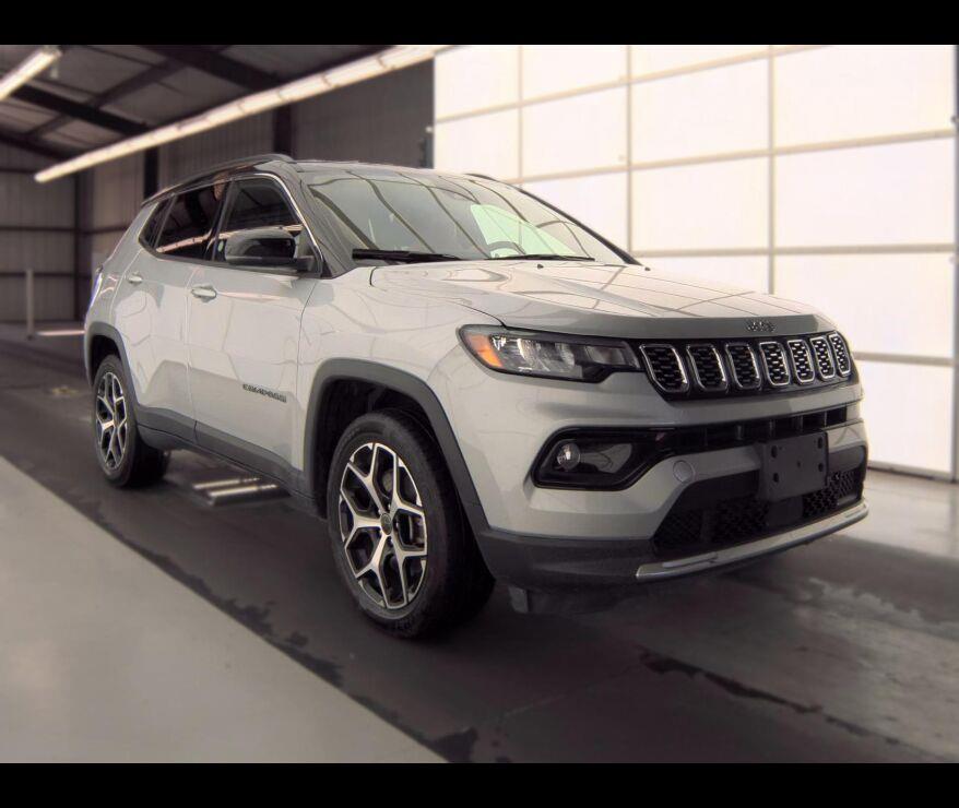Silver Zynith Metallic Clearcoat 2025 Jeep Compass SUV / Crossover Four-Wheel Drive 8-Speed Automatic