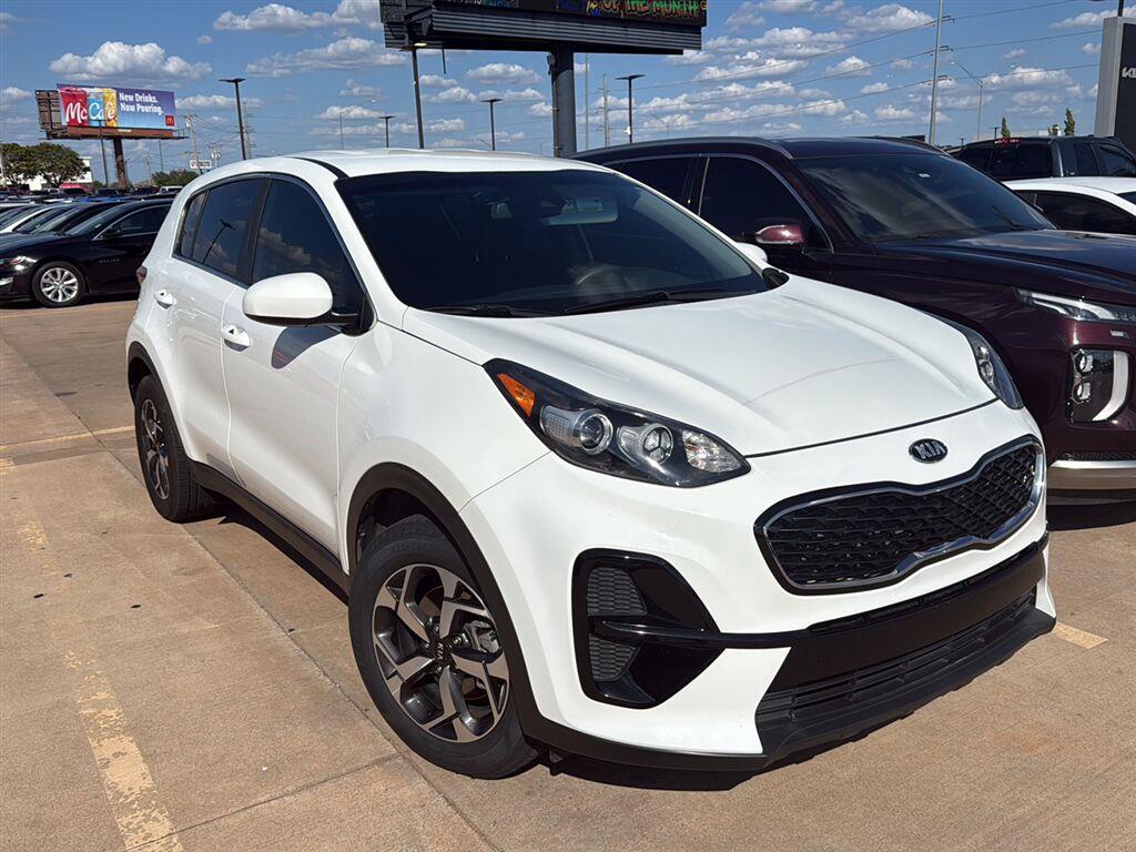 Clear White 2020 Kia Sportage SUV / Crossover Front-Wheel Drive Automatic