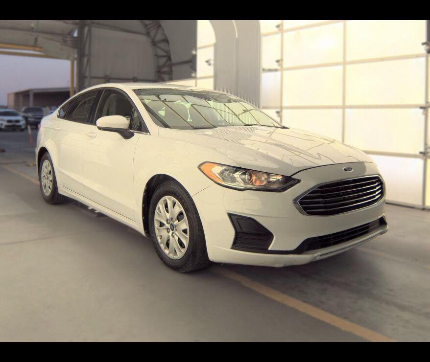 Oxford White 2019 Ford Fusion Sedan Front-Wheel Drive 6-Speed Automatic
