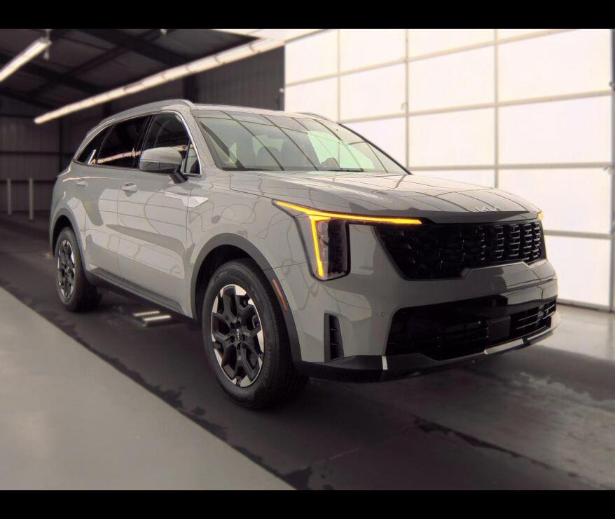 Wolf Gray 2024 Kia Sorento SUV / Crossover Front-Wheel Drive Automatic