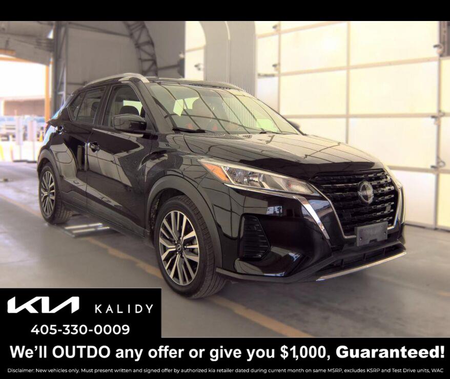 Super Black 2022 Nissan Kicks SUV / Crossover Front-Wheel Drive Continuously Variable Transmission