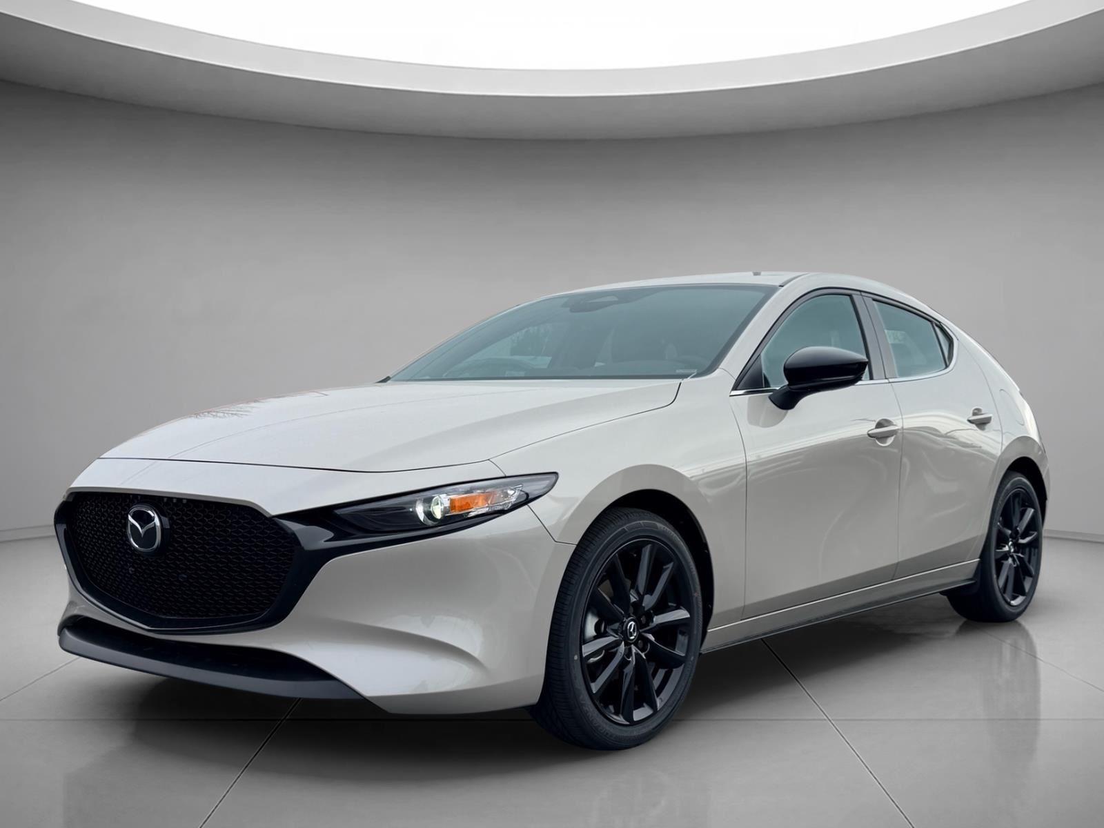 Gray (Platinum Quartz Metallic) 2026 Mazda MAZDA3 2.5 S Select Sport Hatchback FWD Hatchback Front-Wheel Drive Automatic