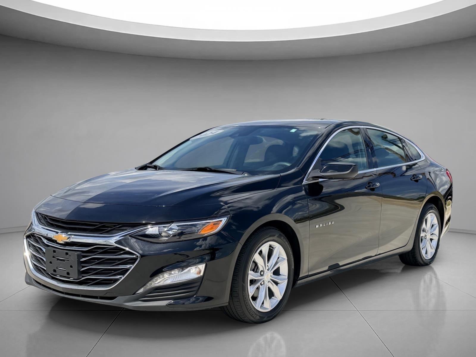 Mosaic Black Metallic 2023 Chevrolet Malibu LT with 1LT FWD Sedan Front-Wheel Drive Continuously Variable Transmission