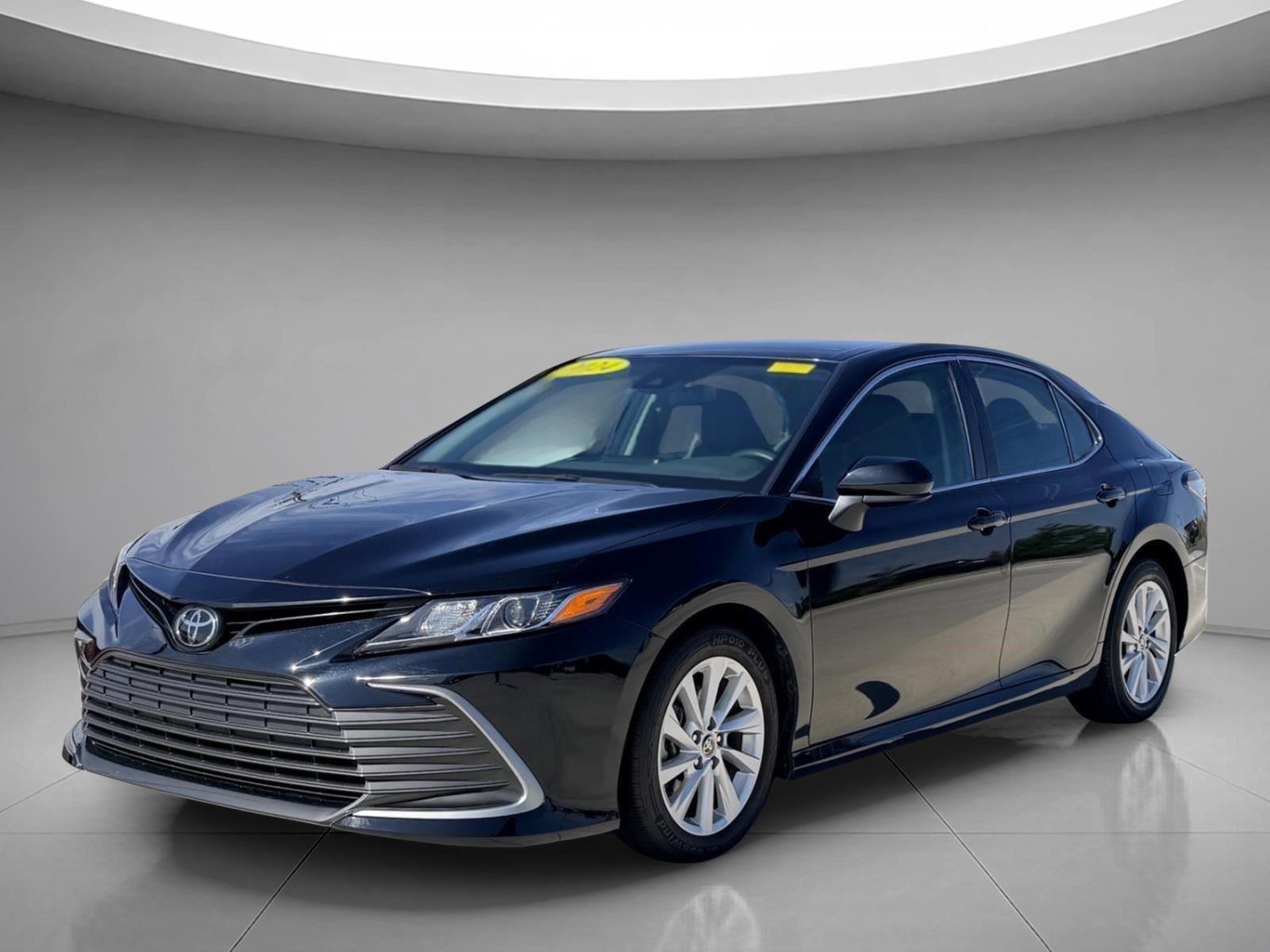Midnight Black Metallic 2024 Toyota Camry Sedan Front-Wheel Drive 8-Speed Automatic