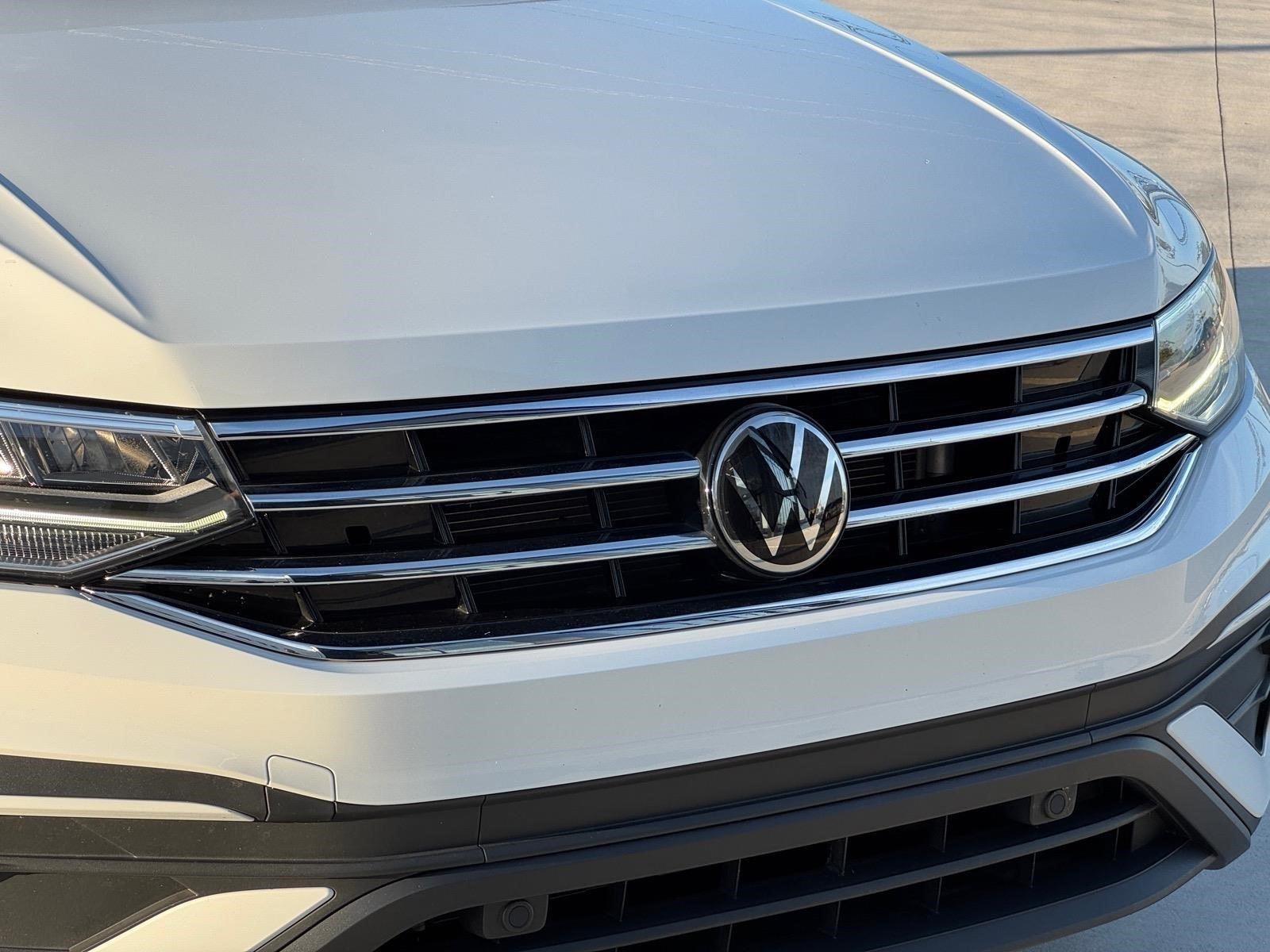 Used 2023 Pure White Volkswagen S image 13