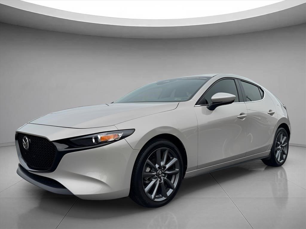 Gray (Platinum Quartz Metallic) 2025 Mazda MAZDA3 Hatchback Front-Wheel Drive Automatic