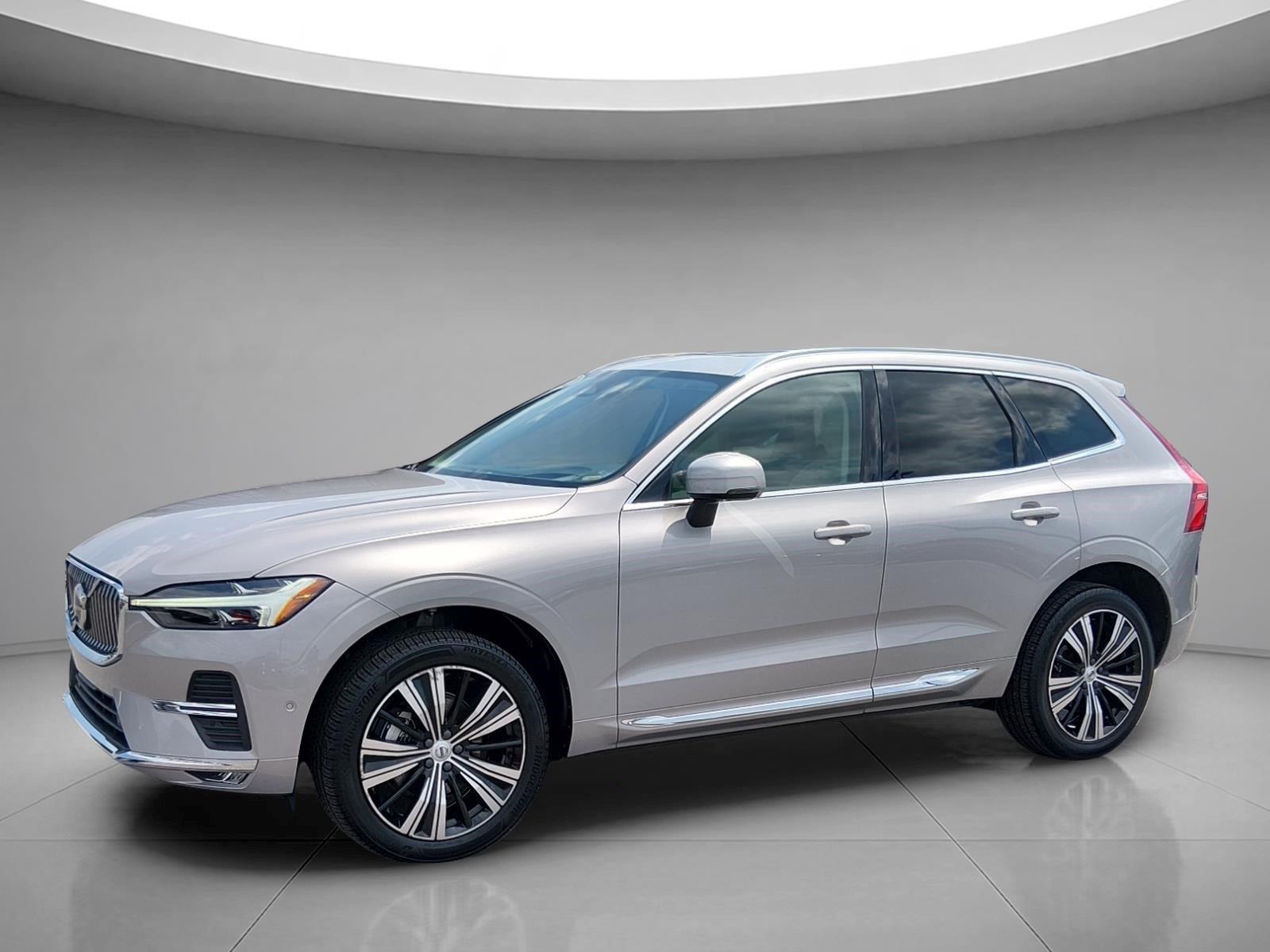 Silver Dawn Metallic 2022 Volvo XC60 SUV / Crossover All-Wheel Drive Automatic