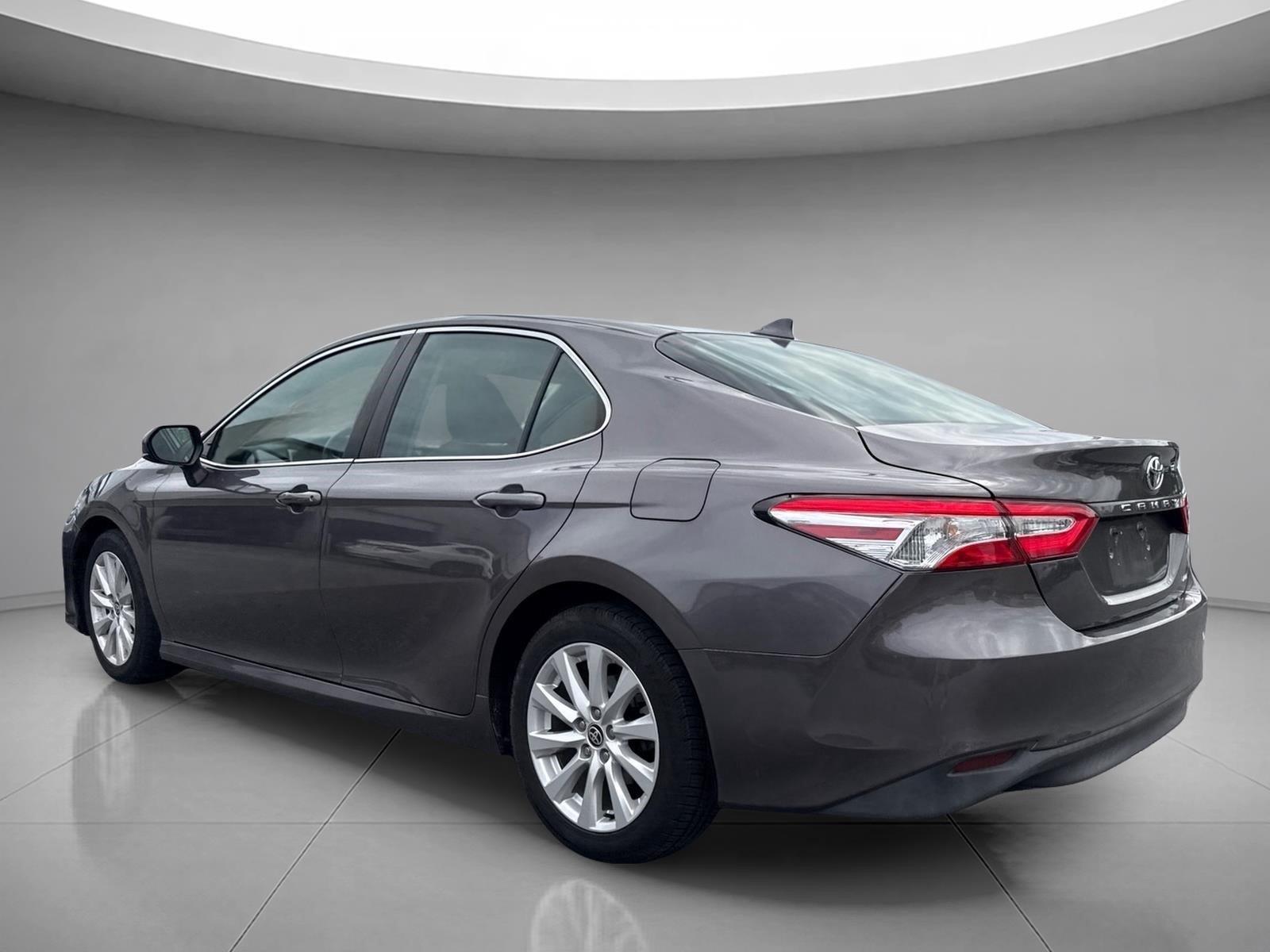 Used 2020 Predawn Gray Mica Toyota LE image 10