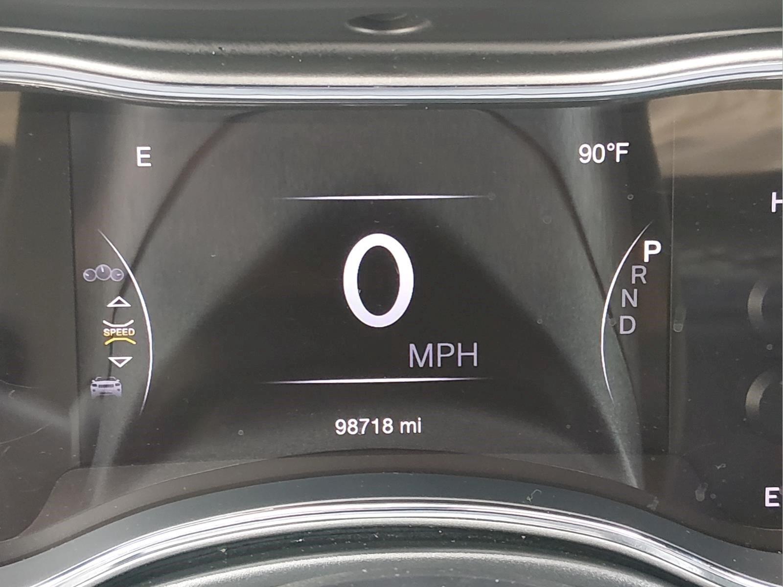 Used 2020 Sting-Gray Clearcoat Jeep Altitude image 28