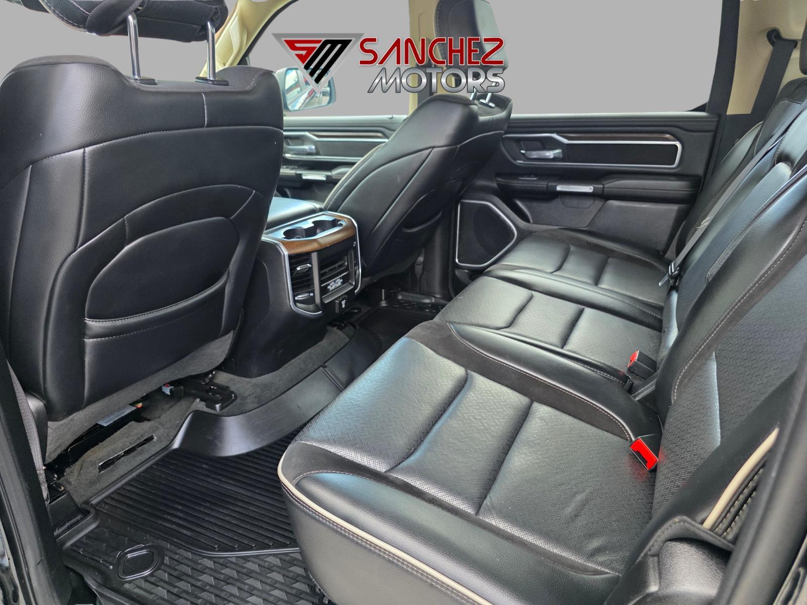 2021 RAM Ram 1500 Pickup Laramie - Photo 8