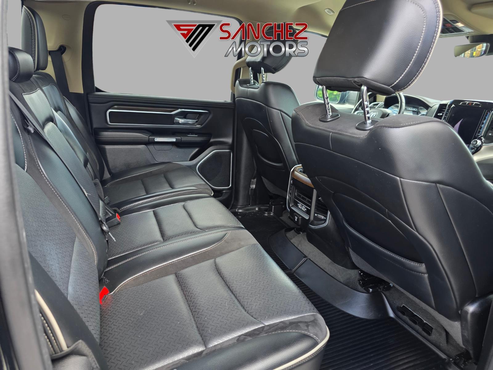 2021 RAM Ram 1500 Pickup Laramie - Photo 12