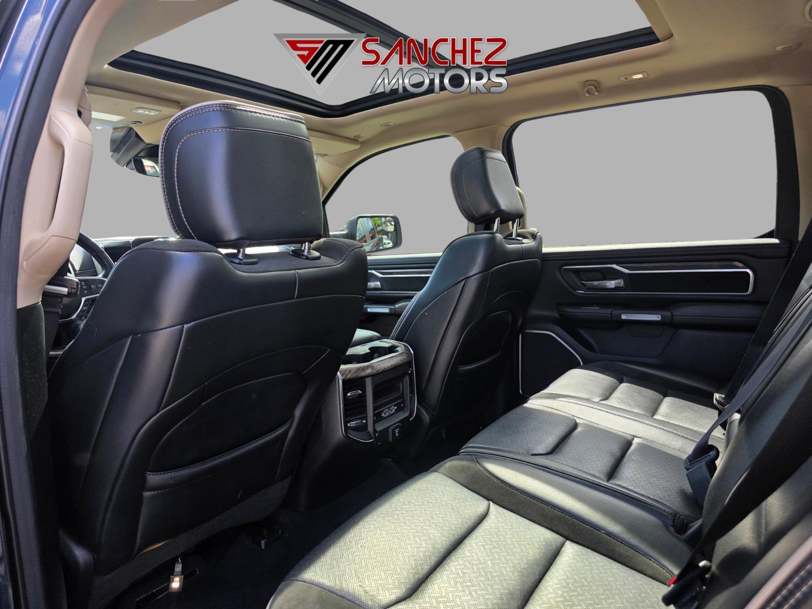 2019 RAM Ram 1500 Pickup Laramie - Photo 7