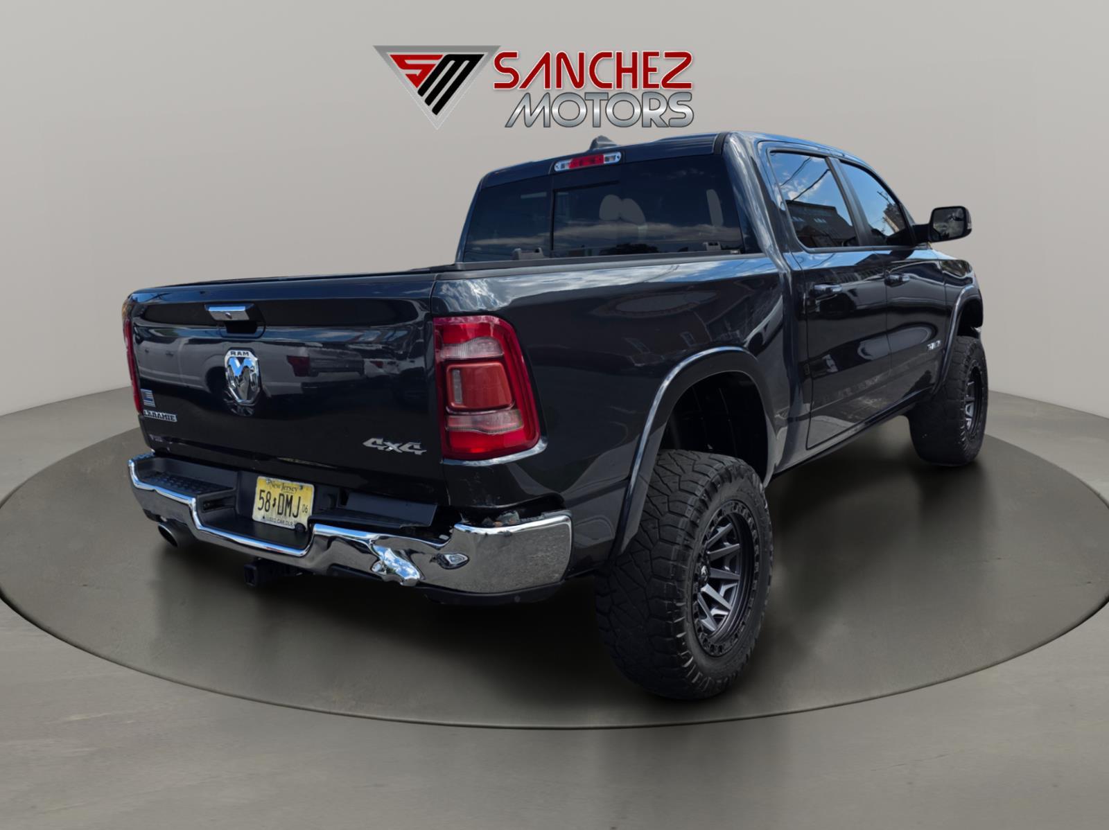 2019 RAM Ram 1500 Pickup Laramie - Photo 3