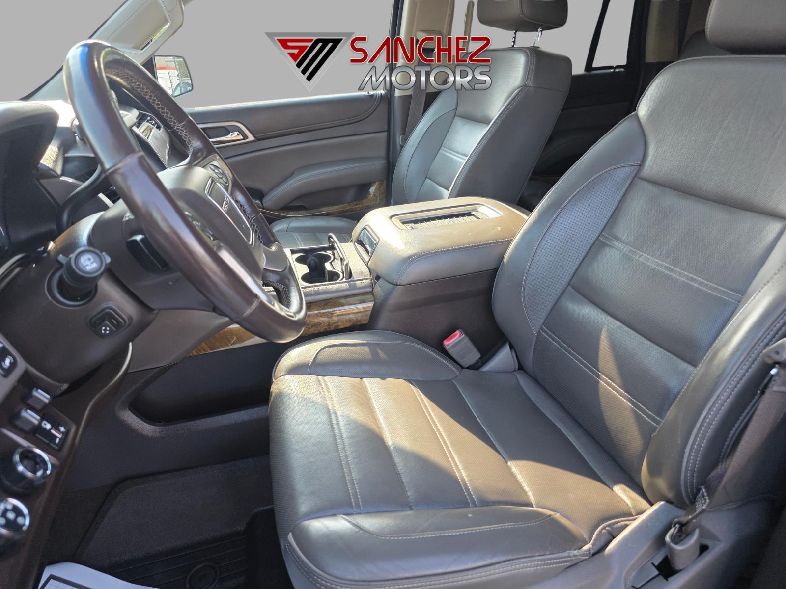 2017 GMC Yukon Denali - Photo 6