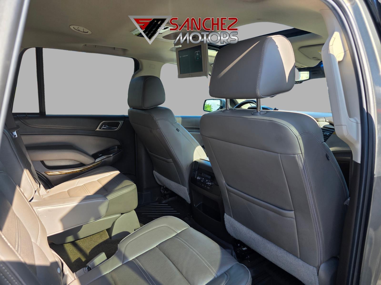 2017 GMC Yukon Denali - Photo 11