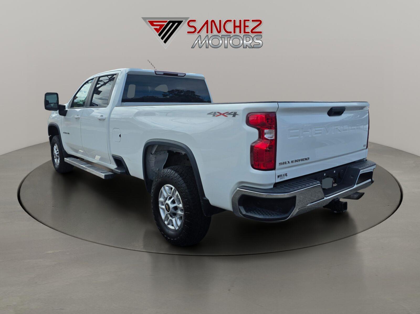 2020 Chevrolet Silverado 2500HD LT - Photo 6