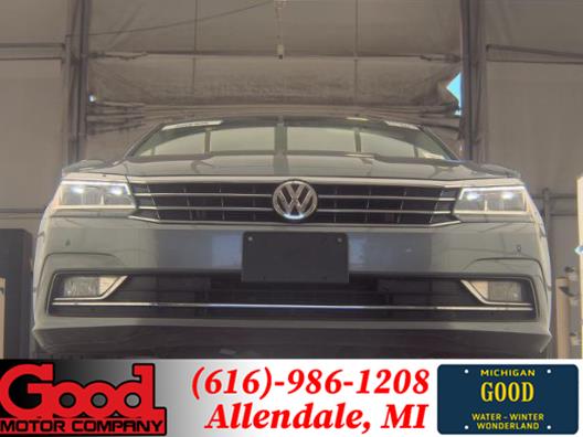 Platinum Gray Metallic 2018 Volkswagen Passat 2.0T SE FWD Sedan Front-Wheel Drive Automatic