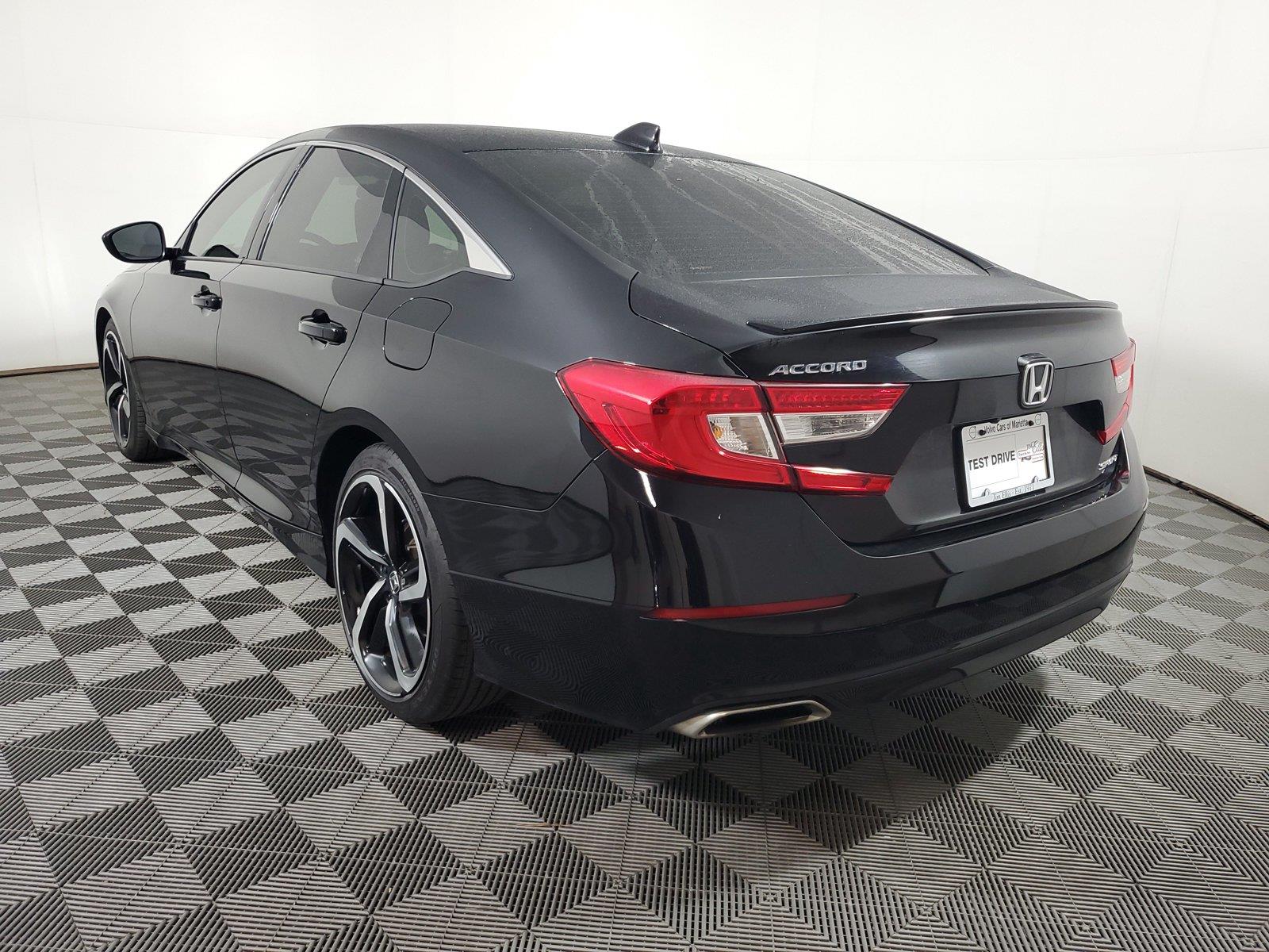 Used 2022 Crystal Black Pearl Honda Sport image 4