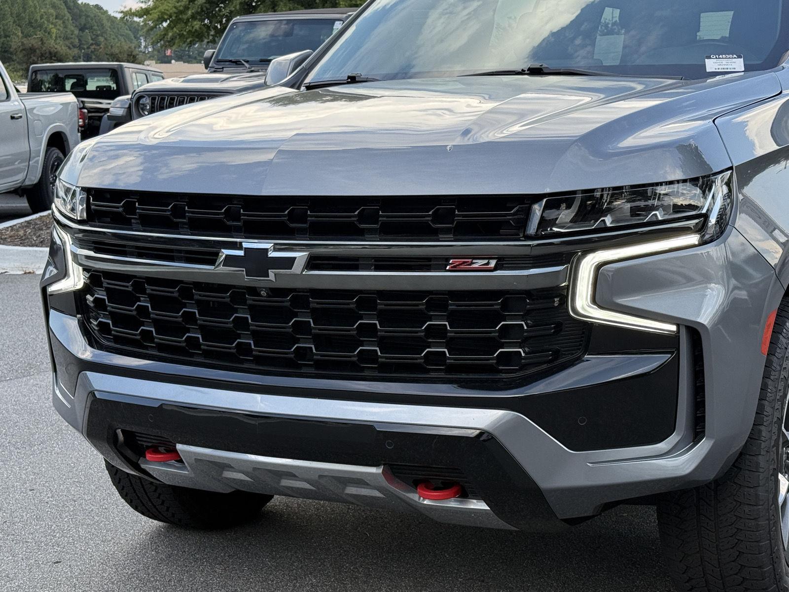 Used 2022 Satin Steel Metallic Chevrolet Z71 image 9