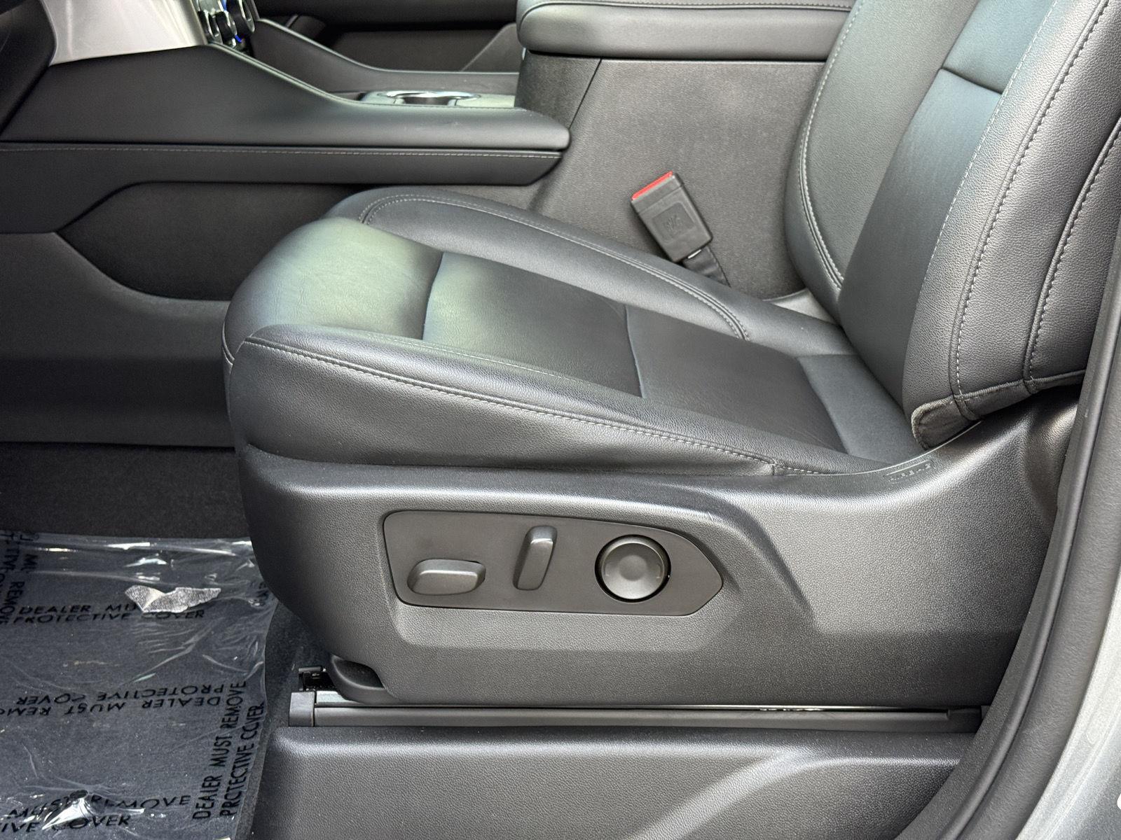 Used 2022 Satin Steel Metallic Chevrolet Z71 image 13