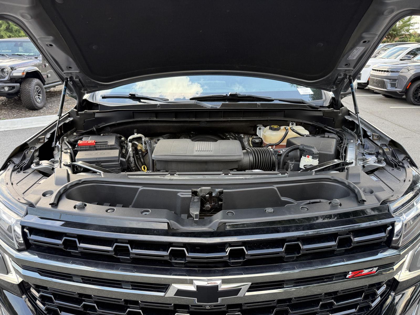 Used 2022 Satin Steel Metallic Chevrolet Z71 image 31